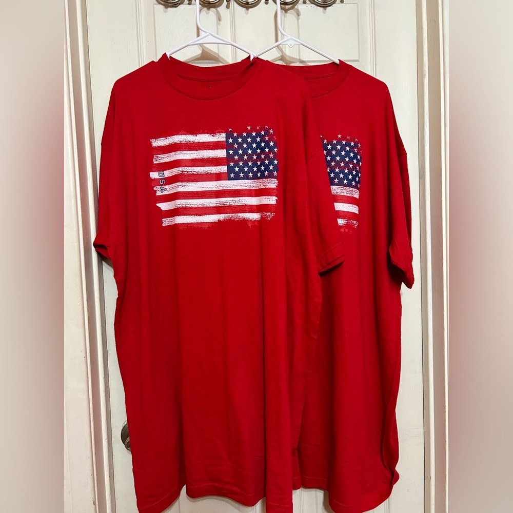 NWOT foot locker 2 oversize red T-shirt’s size BIG XL READ INFORMATION